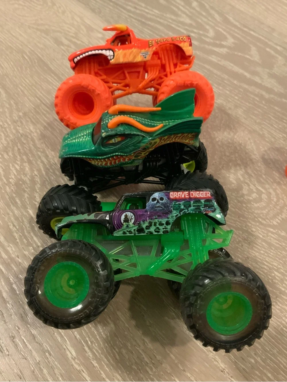 Monster Jam trucks Grave Digger set bundle